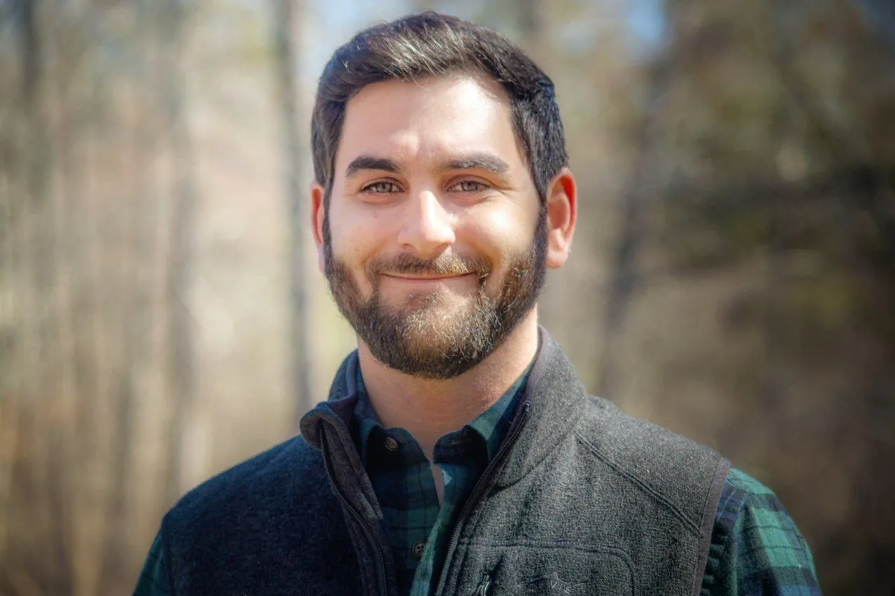 Josh Gorelick, MS, LCMHC, therapist for men and fathers in Charlotte, NC